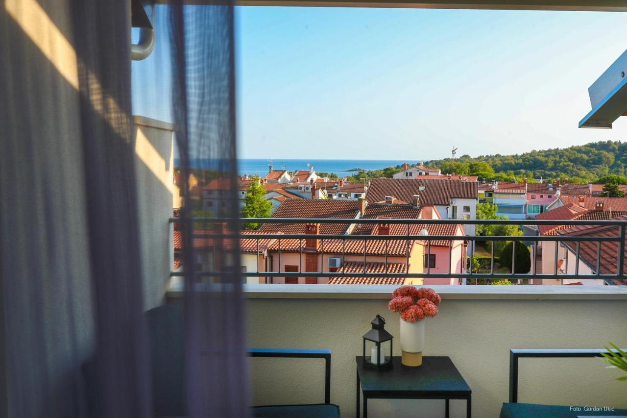 Blue Sky Apartment 罗维尼 外观 照片