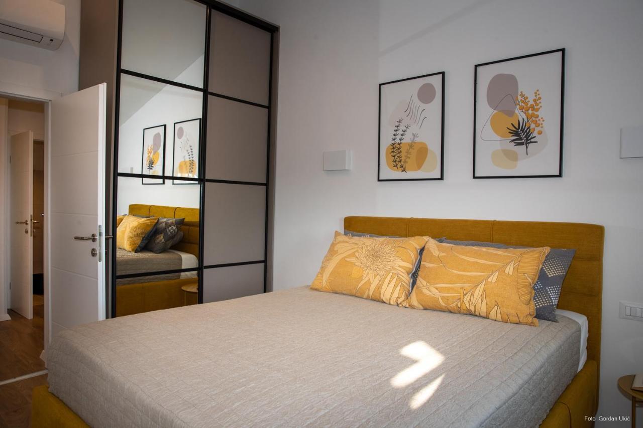 Blue Sky Apartment 罗维尼 外观 照片
